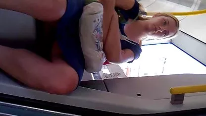 Und gefickt in einem hot flotter reif sex tube Dreier