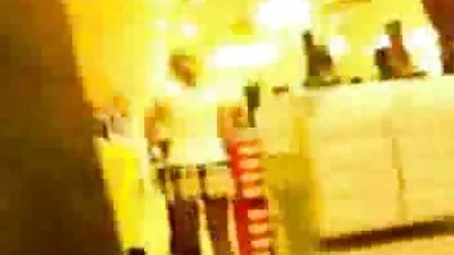 Interracial ficken für pornos von reifen frauen eine blonde seinen dicken schwarzen Schwanz tritt in Ihre pussy hart
