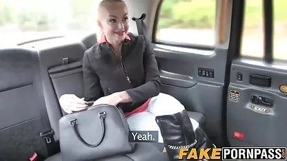 Natascha, was für kostenlose pornos von reifen frauen ein freak von uvi ist Sie in der drama-Abteilung
